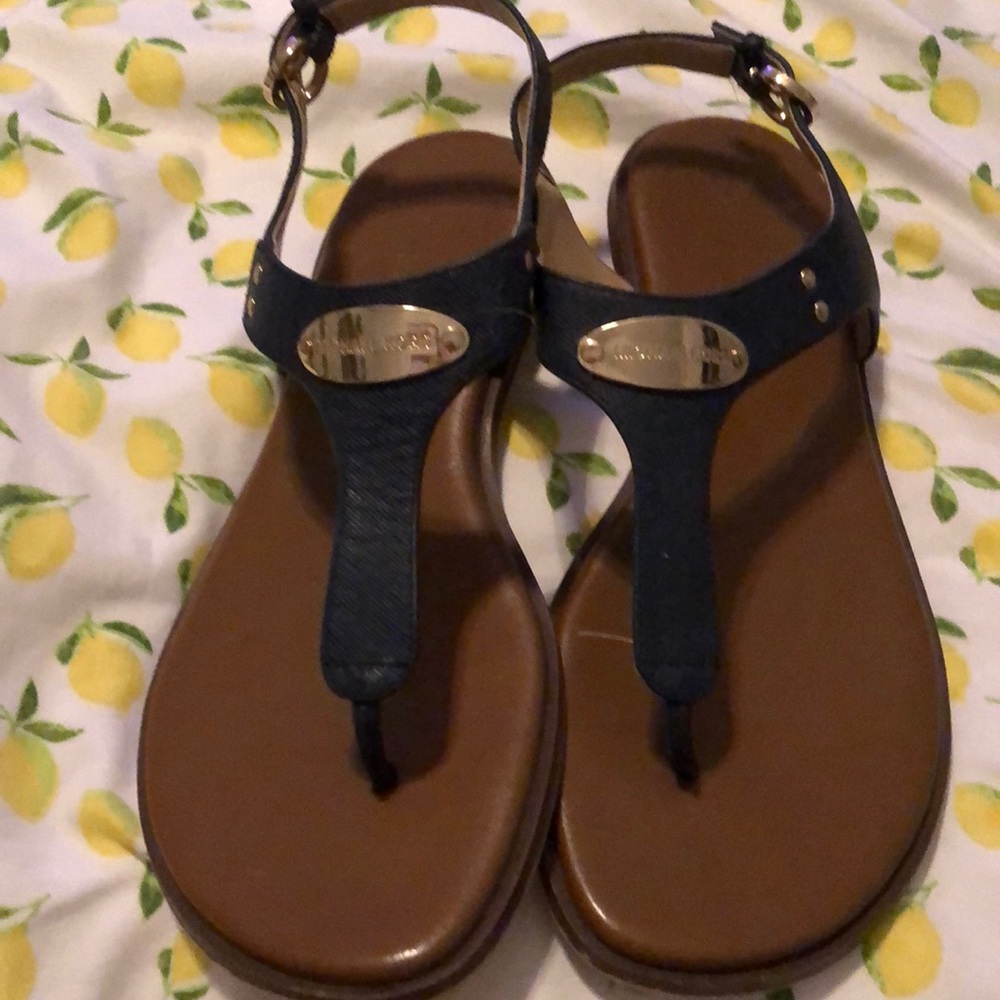 Micheal Kors sandal